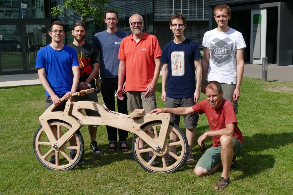 The Draisine racing team (left to right): Gereon Fox (motor control), Gilles Nies (verification), Felix Freiberger (verification), Holger Hermanns, Sebastian Biewer (motor control), Florian Schießl(motor control and electronics) and Dries Callebaut (below, constructor)